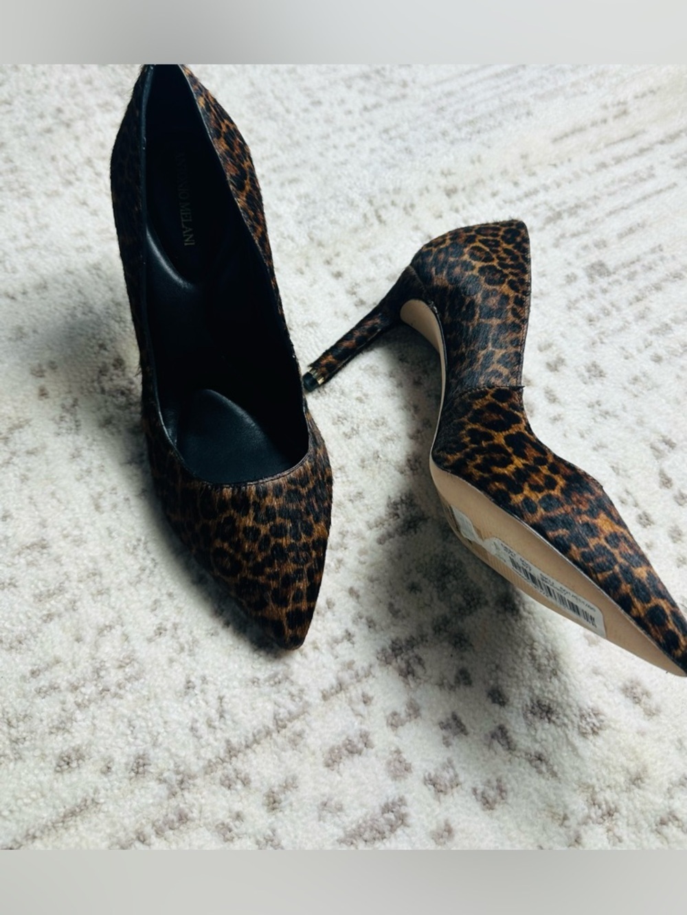 Leopard Print Pointed-Toe High Heels - Picture 9 of 16